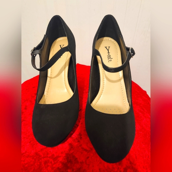 Y•not? Heels - Picture 2 of 4